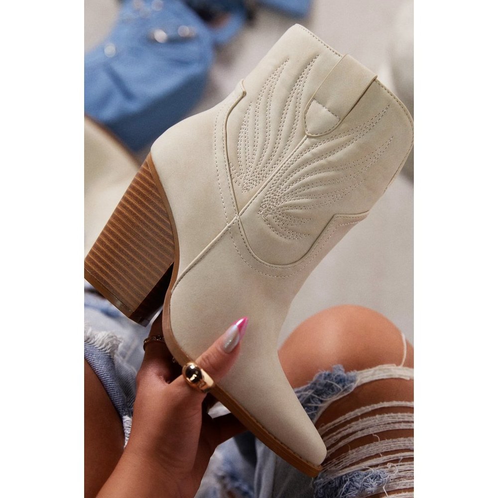 NEW Beige Distress Nubuck PU Western Cowboy Block Heel Ankle Booties Boots Shoe - Picture 13 of 13